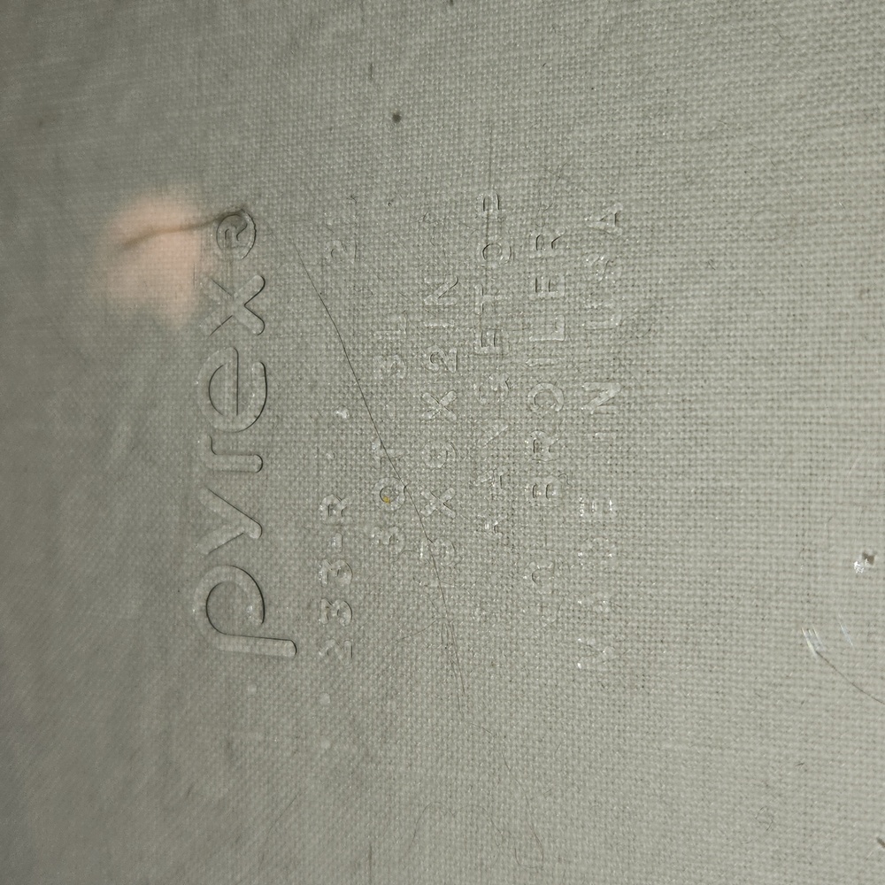 Pyrex rectangular baking dish - Picture 2 of 3